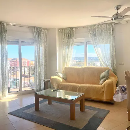 Apartment El Faro *